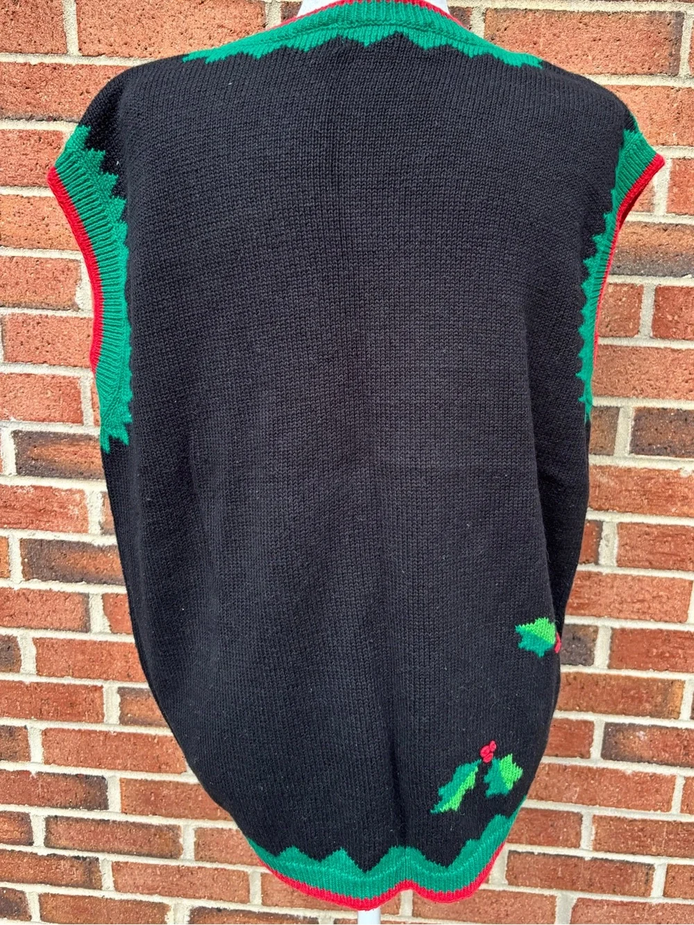 Vintage Bechamel Christmas Holly Sweater Vest Size 1X Black Red Green